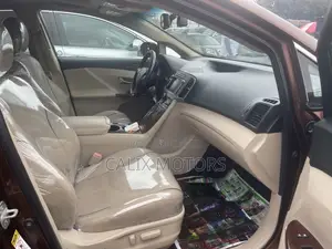 Toyota Venza 2012 Brown