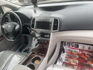 Toyota Venza 2010 Green