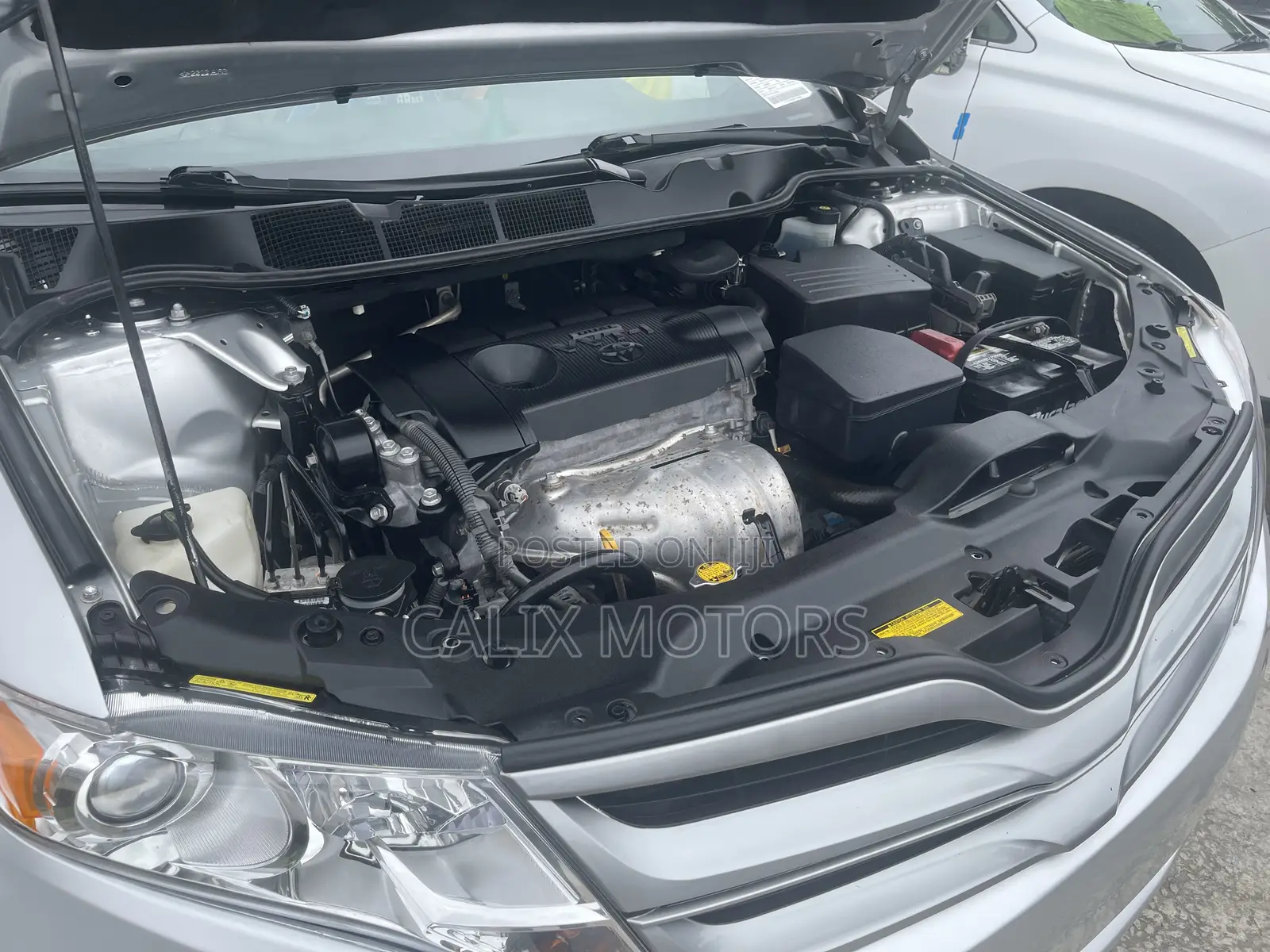 Toyota Venza 2012 Silver