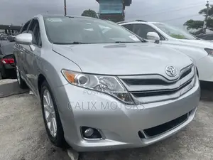 Toyota Venza 2012 Silver