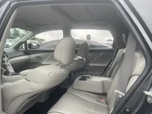 Toyota Venza 2010 Gray
