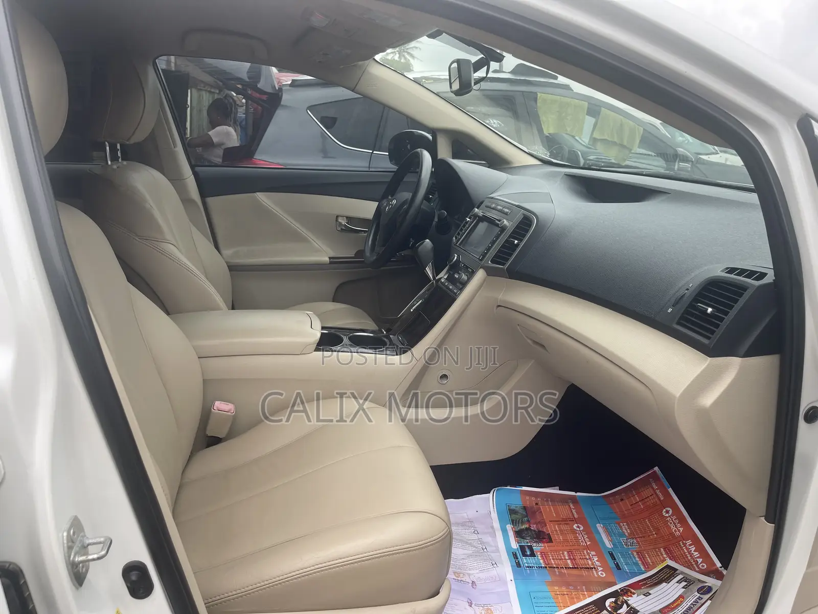 Toyota Venza 2011 White