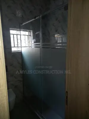 Shower Cubicles Walled