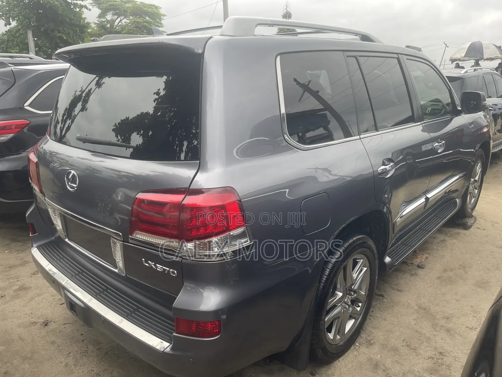 Lexus LX 2015 Gray