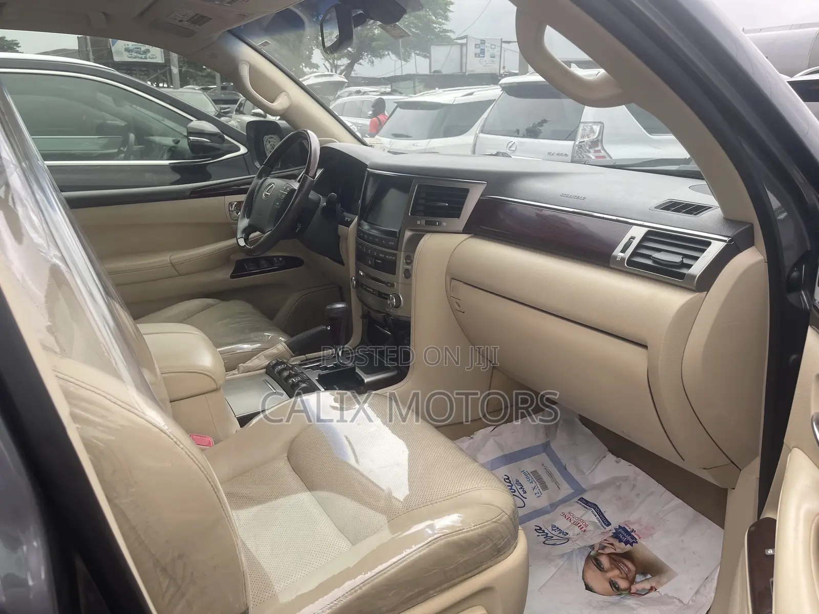Lexus LX 2015 Gray
