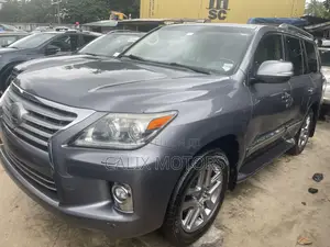 Lexus LX 2015 Gray