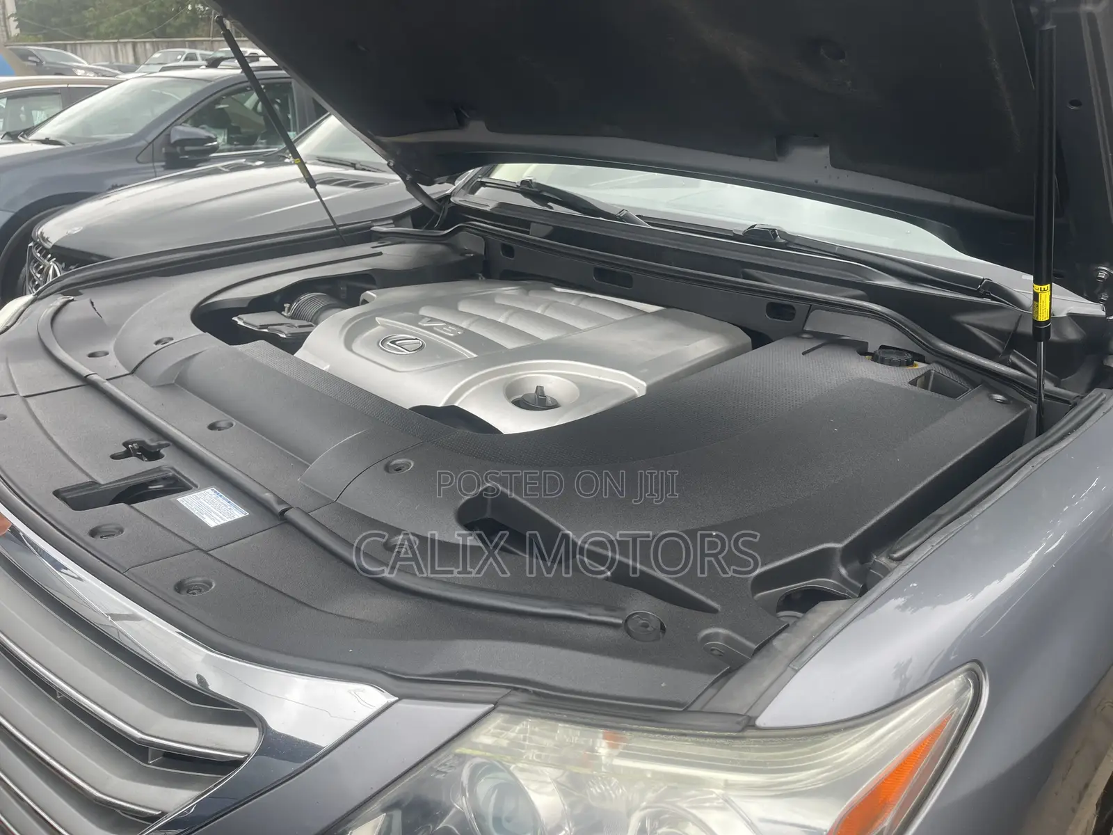 Lexus LX 2015 Gray