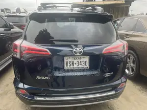 Toyota RAV4 2019 Blue
