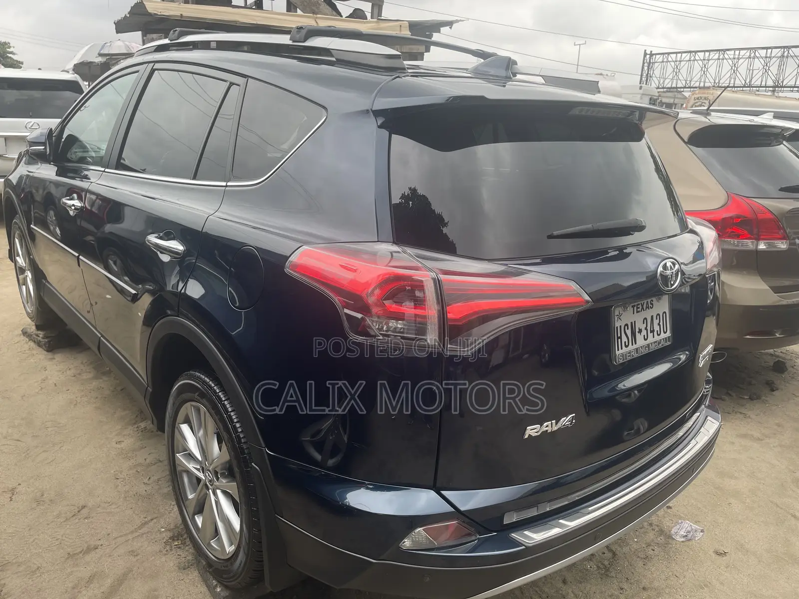 Toyota RAV4 2019 Blue