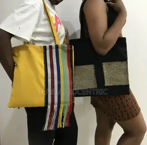 TUNI Tote Bag