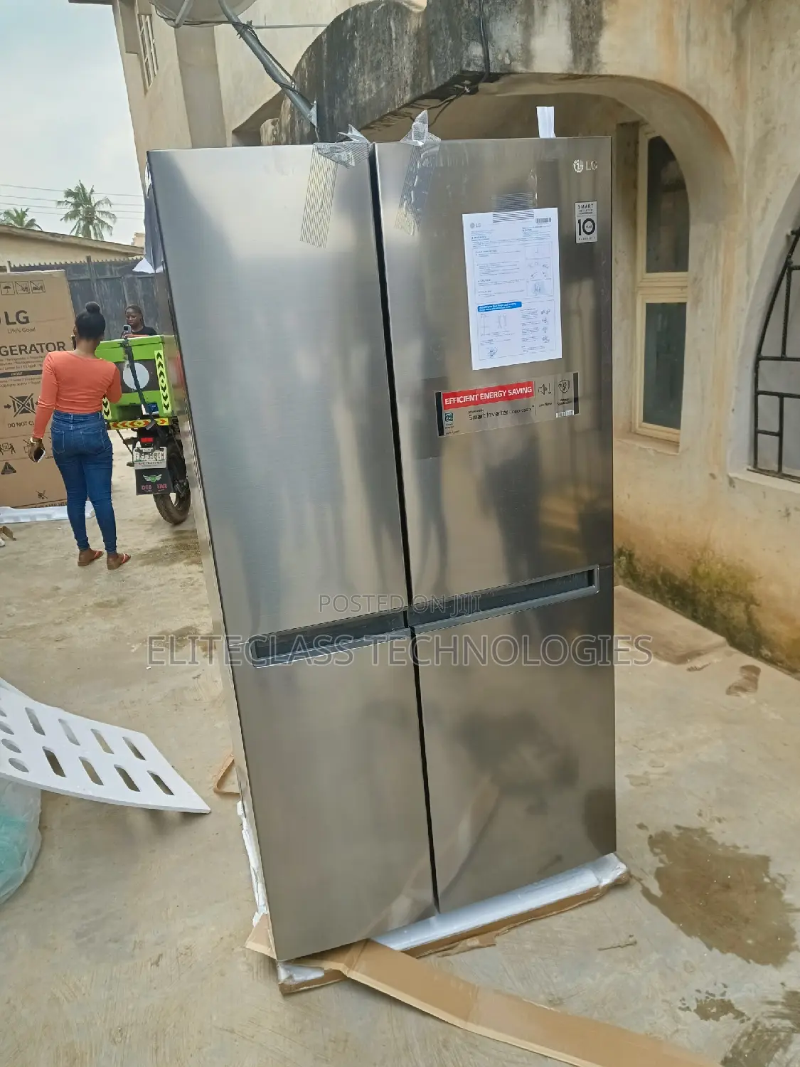 Powerful LG Side By Side Refrigerator REF257JLYL-B