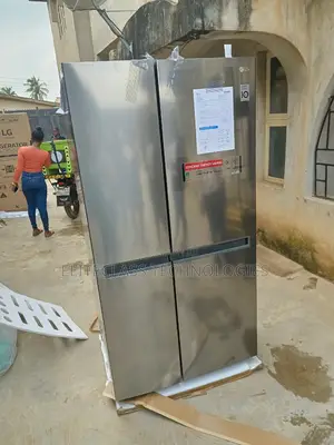 Powerful LG Side By Side Refrigerator REF257JLYL-B