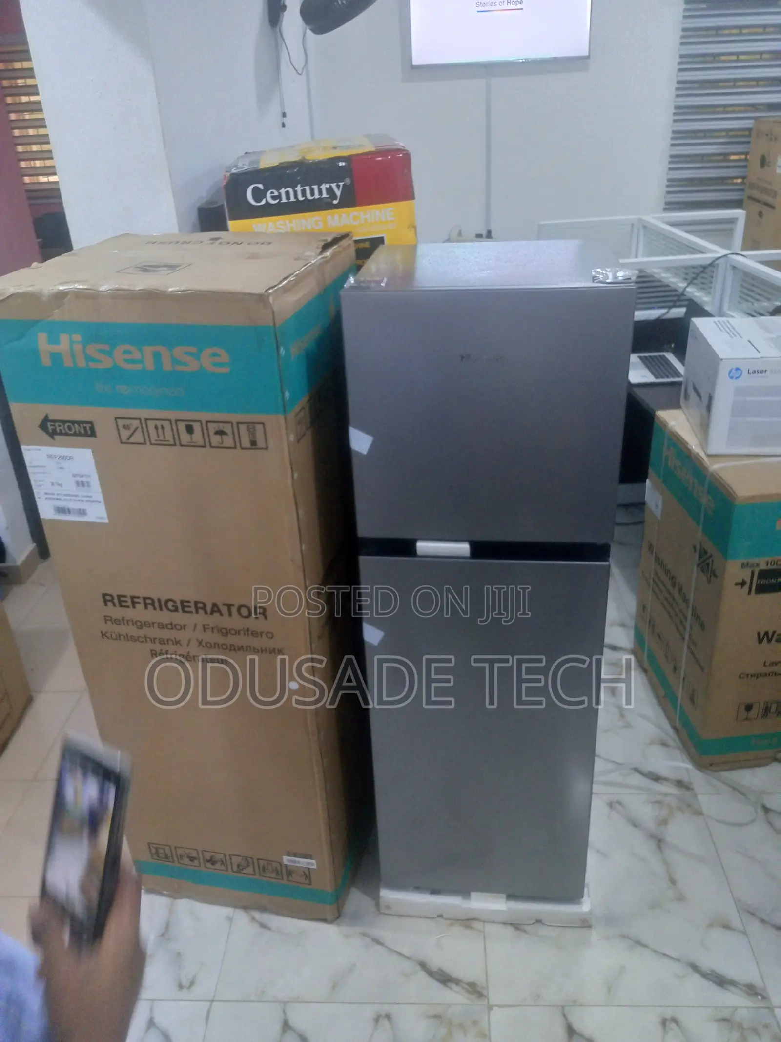 Ligh Weight Hisense 154L Double Door Refrigerator REF200DR