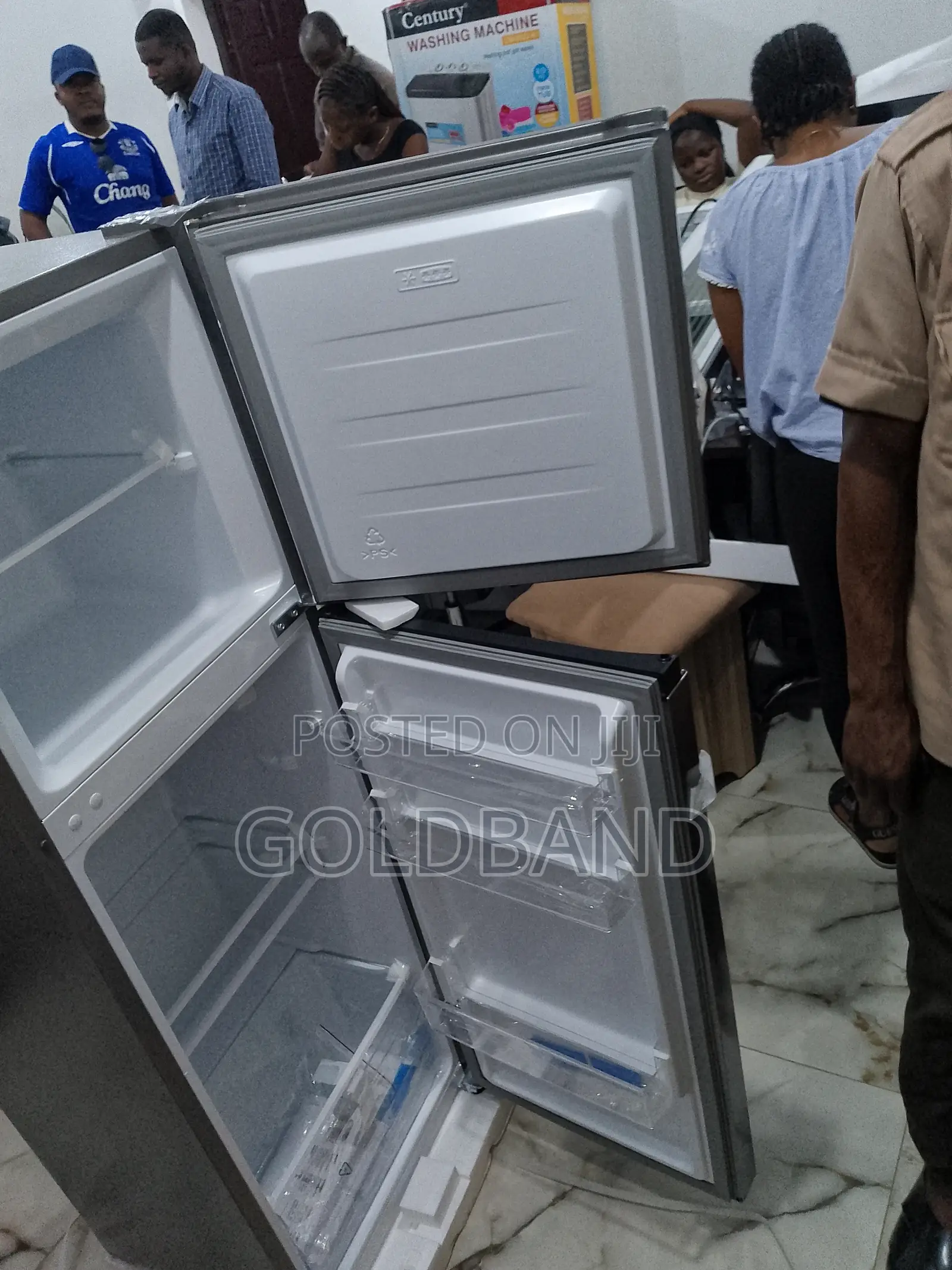 A Standard Hisense Refrigerator "154L REF200R"