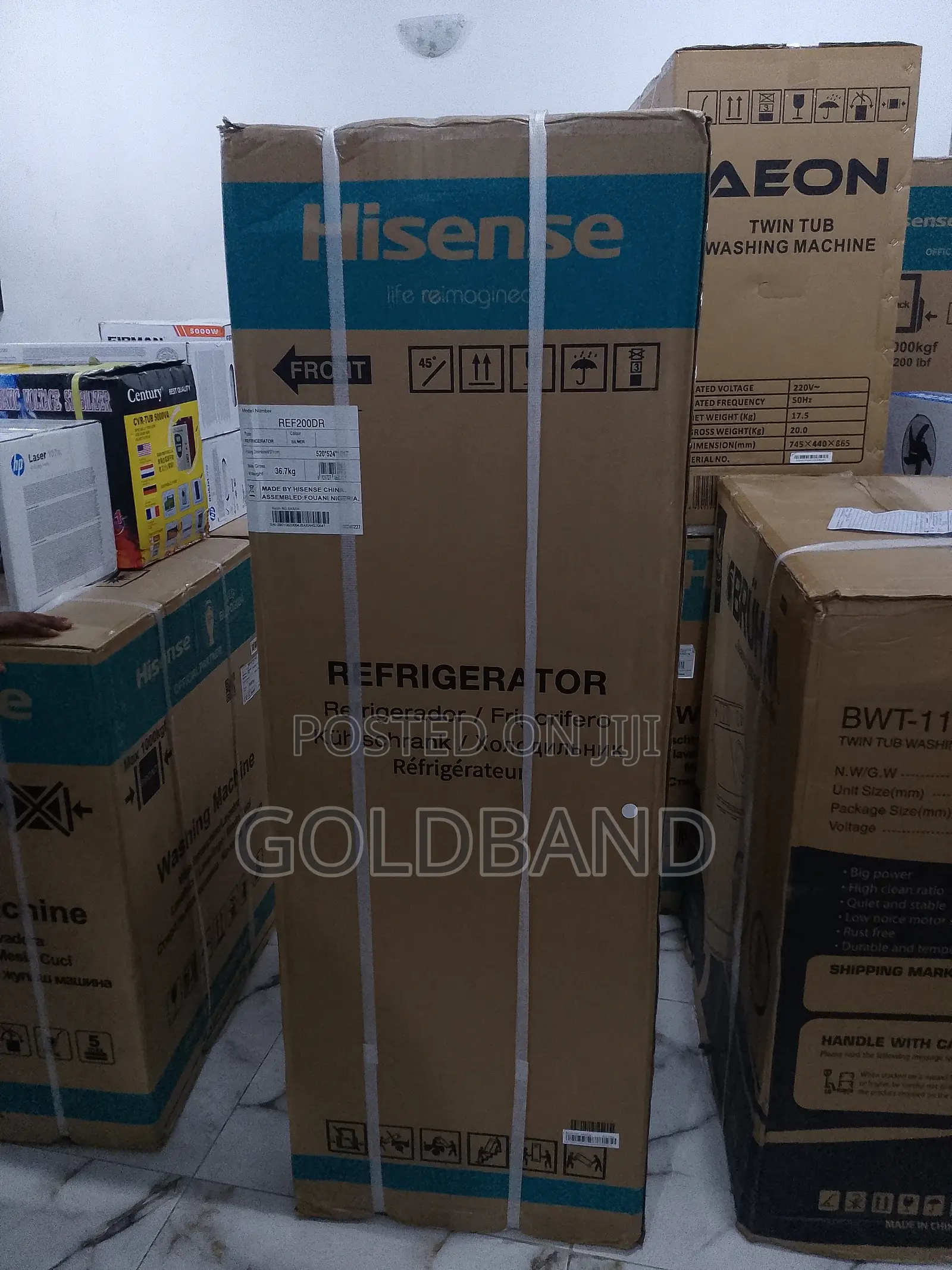 Clean 154L 200DR Hisense Double Door Refrigerator