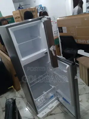 Perfectly Clean 154L 200DR Hisense Refrigerator