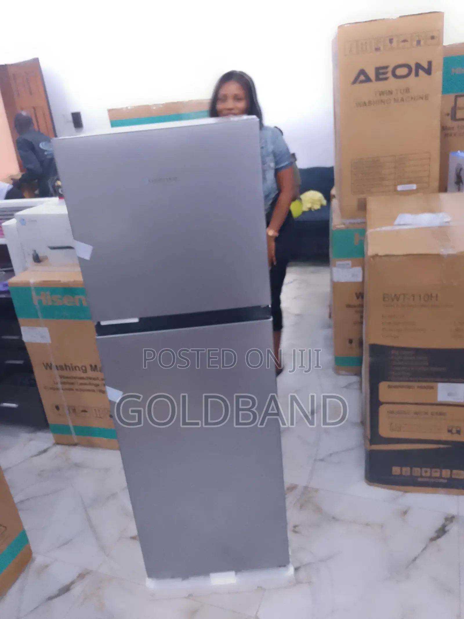 Modern 154L REF200DR Hisense Refrigerator