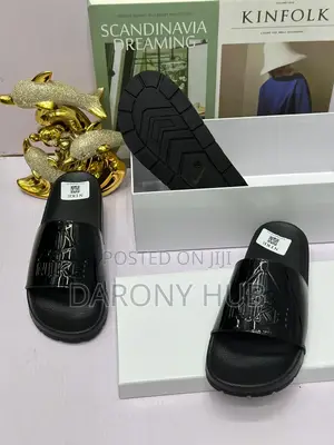 Top Quality DESIGNERS Slides_black