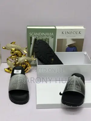 Top Quality DESIGNERS Slides_black