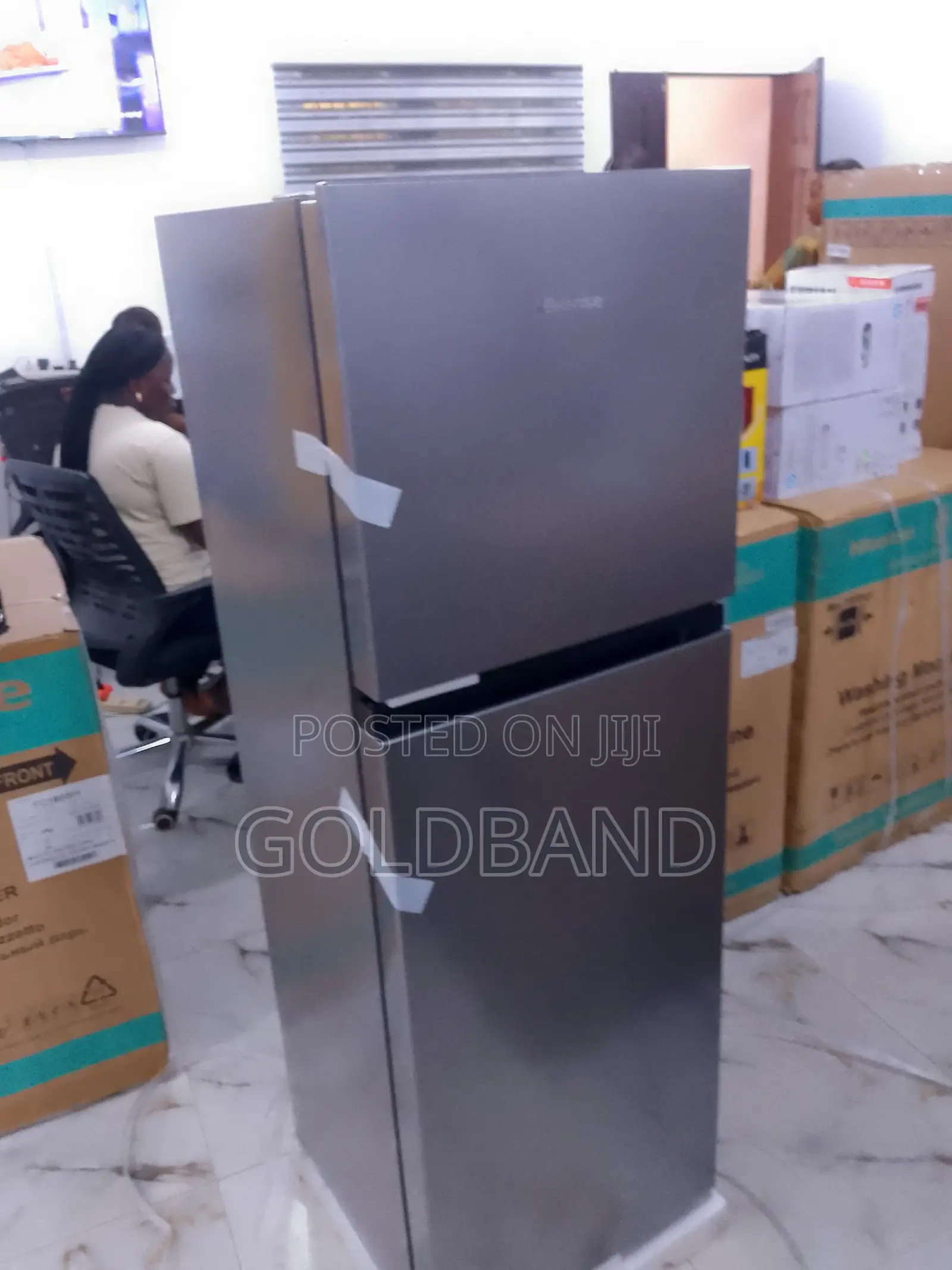 Avaliable Double Door 154L Hisense Refrigerator (REF200DR)