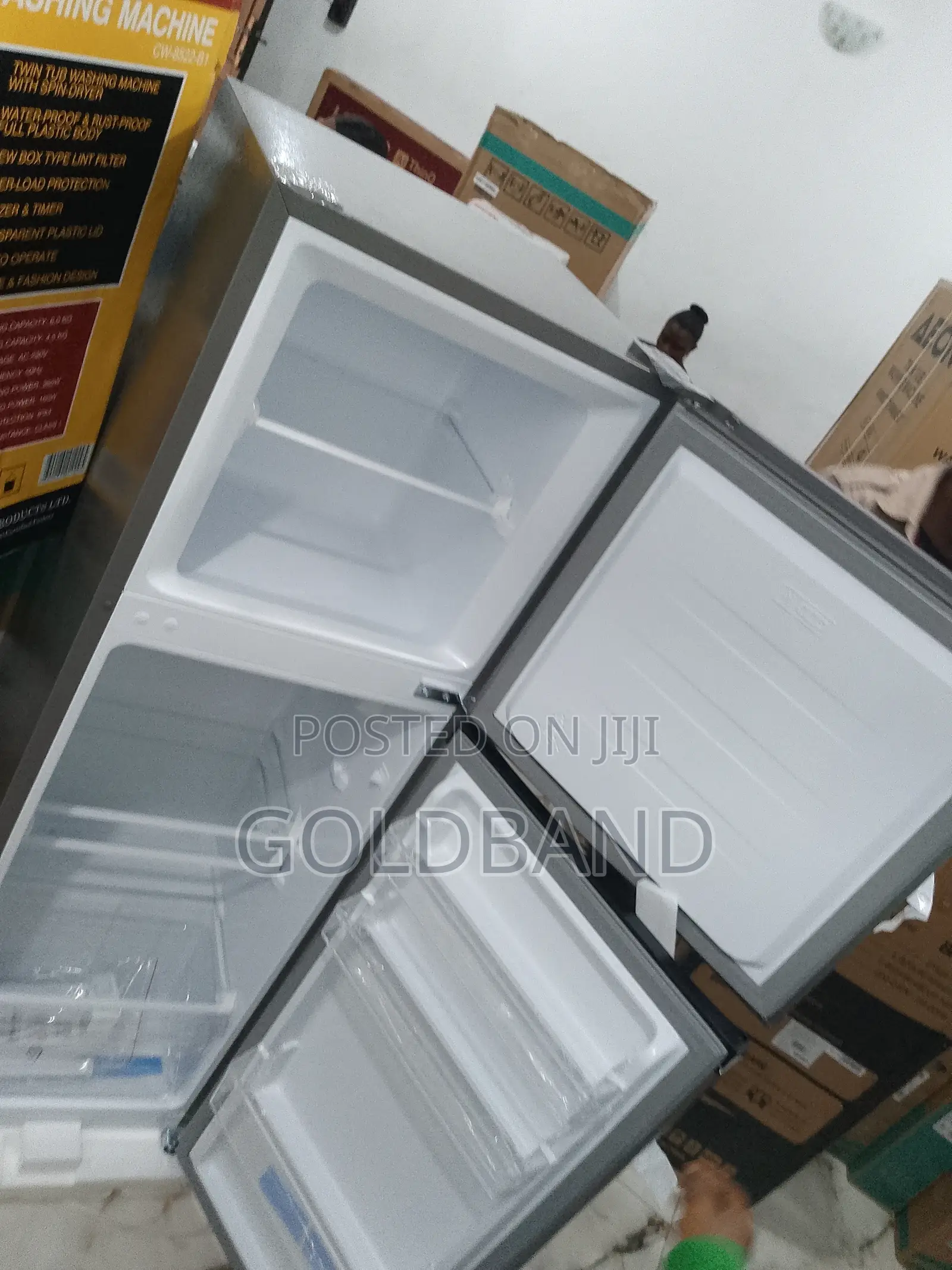 An Efficient Hisense Refrigerator "154L 200DR"