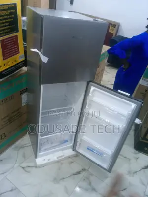 Convenient Hisense 154L Double Door Refrigerator REF200DR