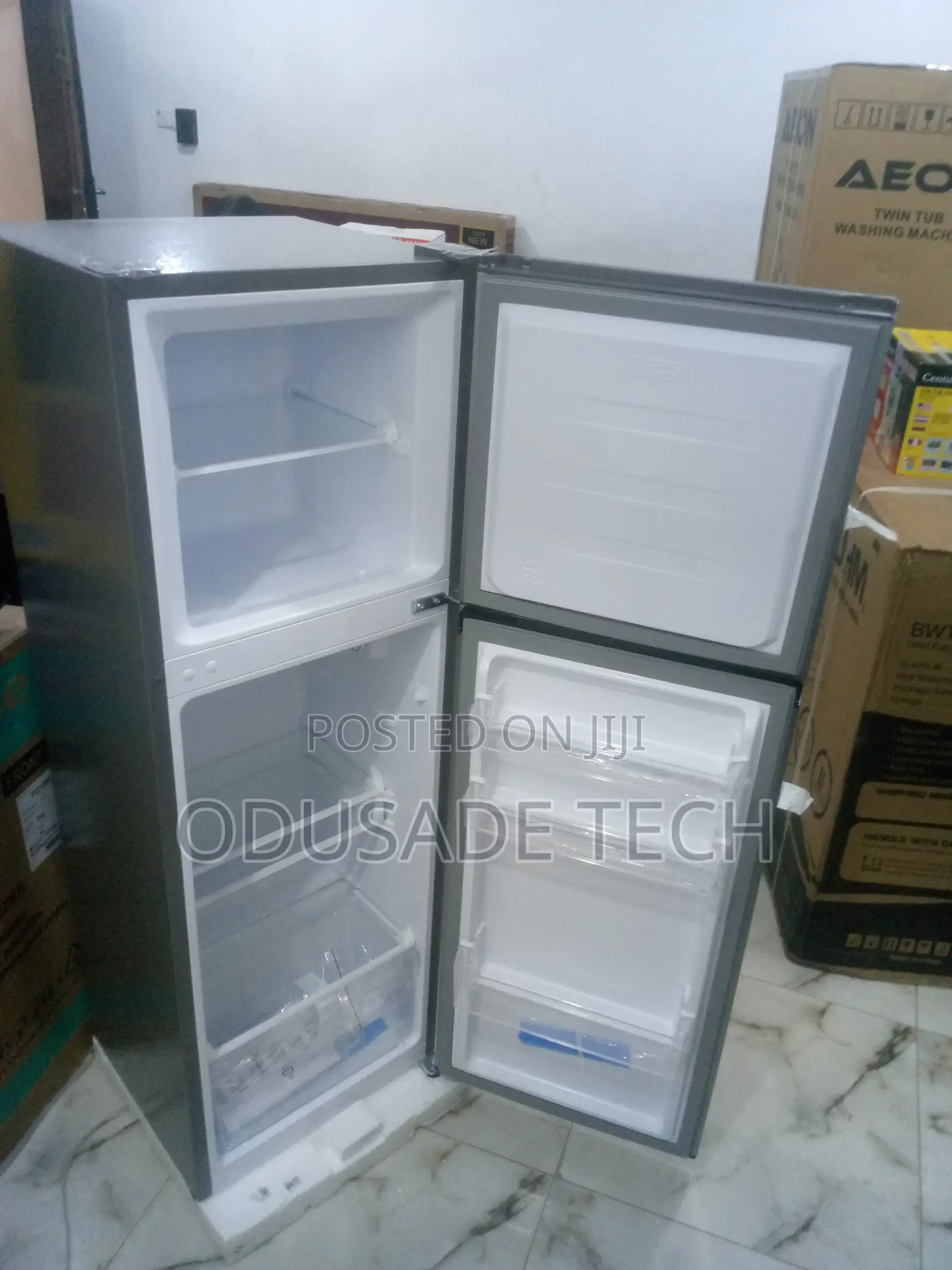 Noiseless Hisense 154L Double Door Refrigerator REF200DR