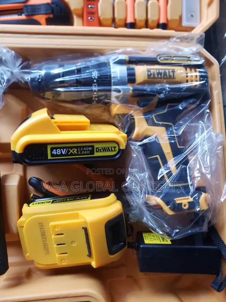 48 Volts Dewalt Complete Tool Set With Screw Machine