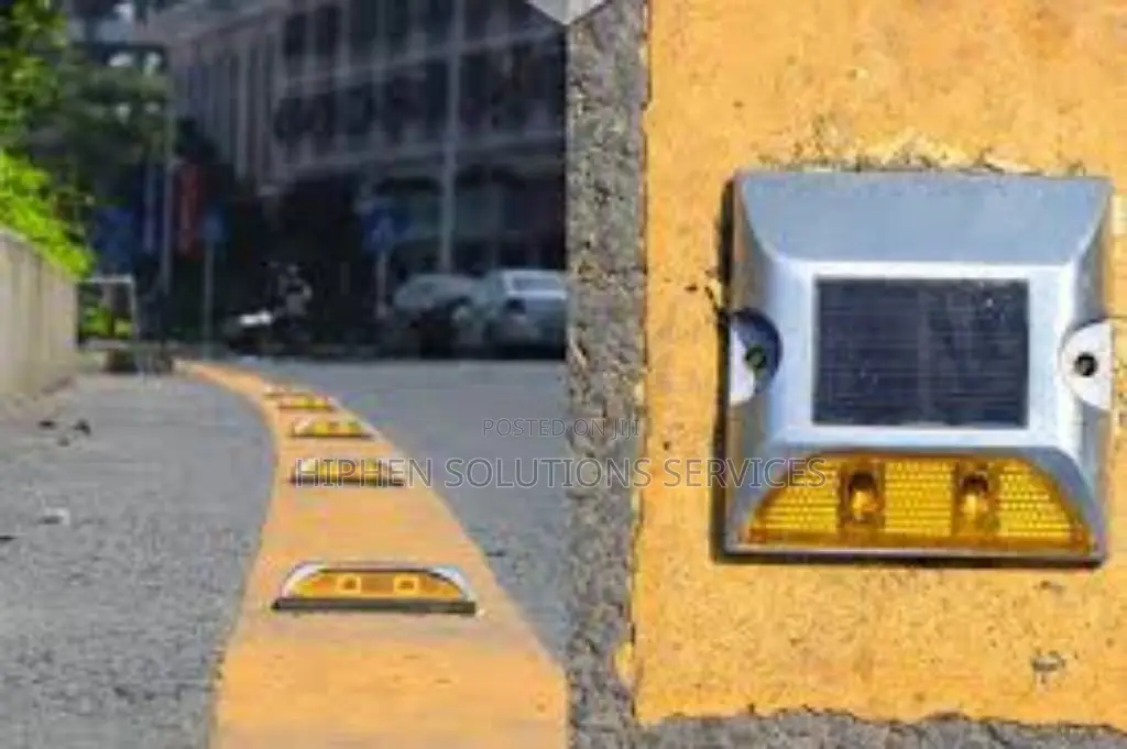 Solar Road Stud Cat Eye Reflector
