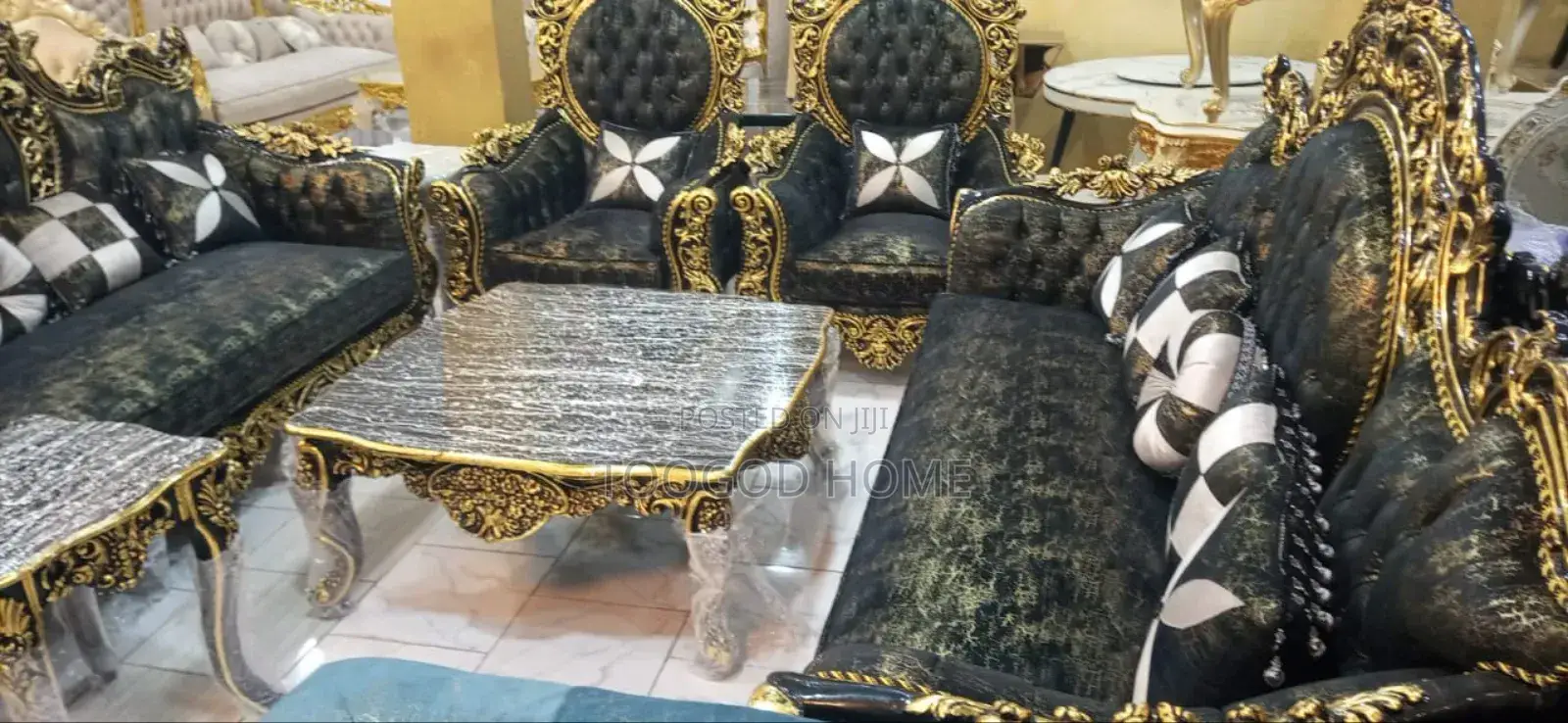 Foreign Turkey Sofa's Chairs With Center Table