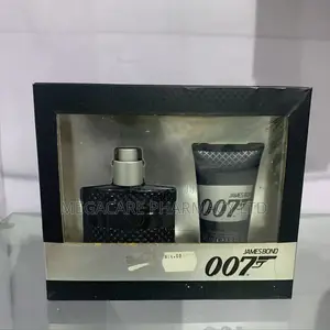 James Bond 007 Perfume and Shower Gel Set.