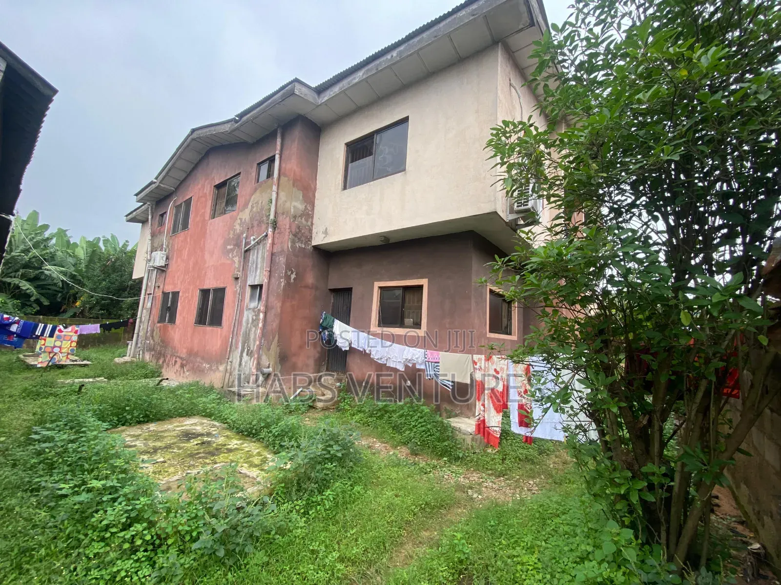 4bdrm Duplex in Ojoo for sale