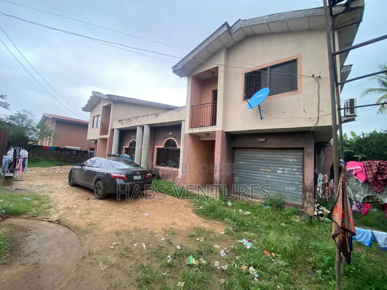 4bdrm Duplex in Ojoo for sale