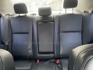 Toyota Corolla XSE (1.8L 4cyl 2A) 2018 White