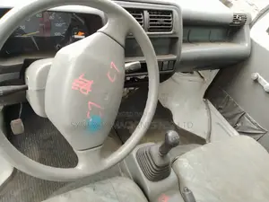 Suzuki Every 2019 White