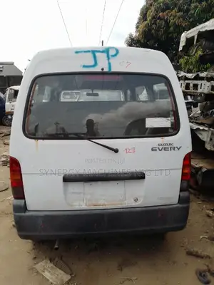 Suzuki Every 2019 White
