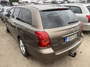 Toyota Avensis 2.0 VVT-i Sol 2006 Gold