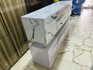 High Quality 5ft Tv-Shelf