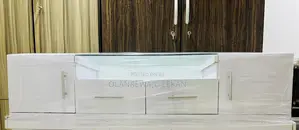 High Quality 5ft Tv-Shelf