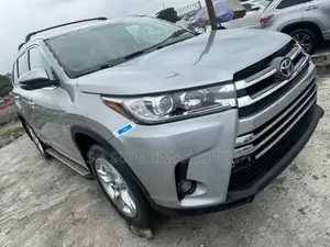 Toyota Highlander 2015 Silver