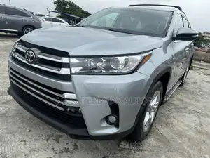 Toyota Highlander 2015 Silver