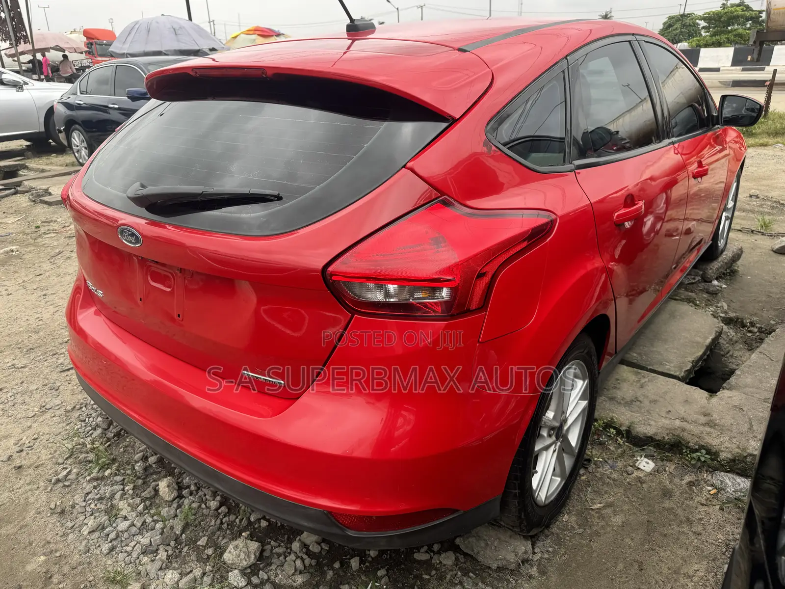Ford Focus 2013 Red
