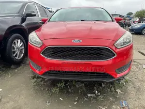 Ford Focus 2013 Red