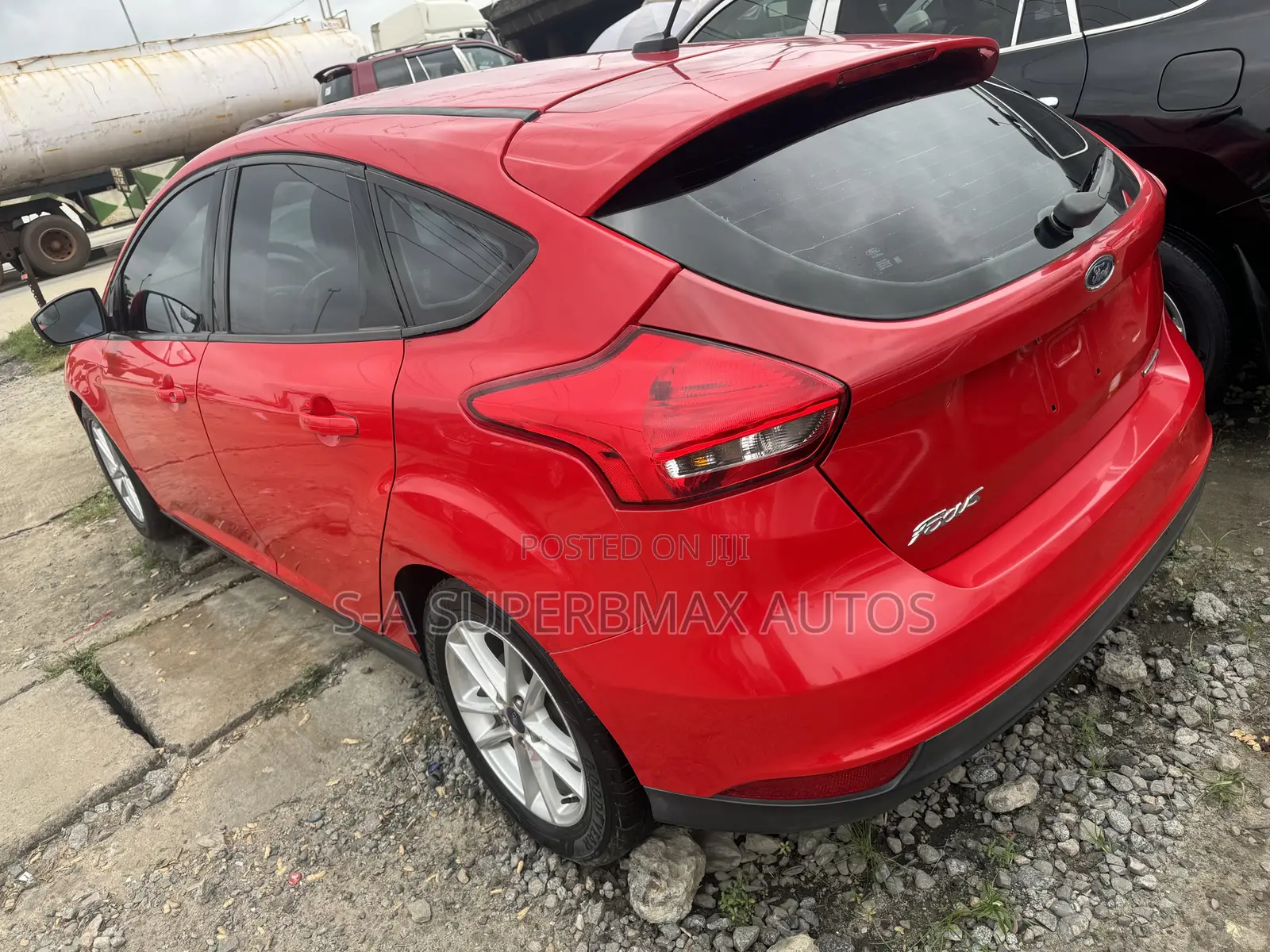 Ford Focus 2013 Red