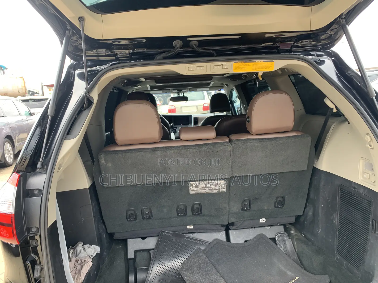 Toyota Sienna 2017 Black
