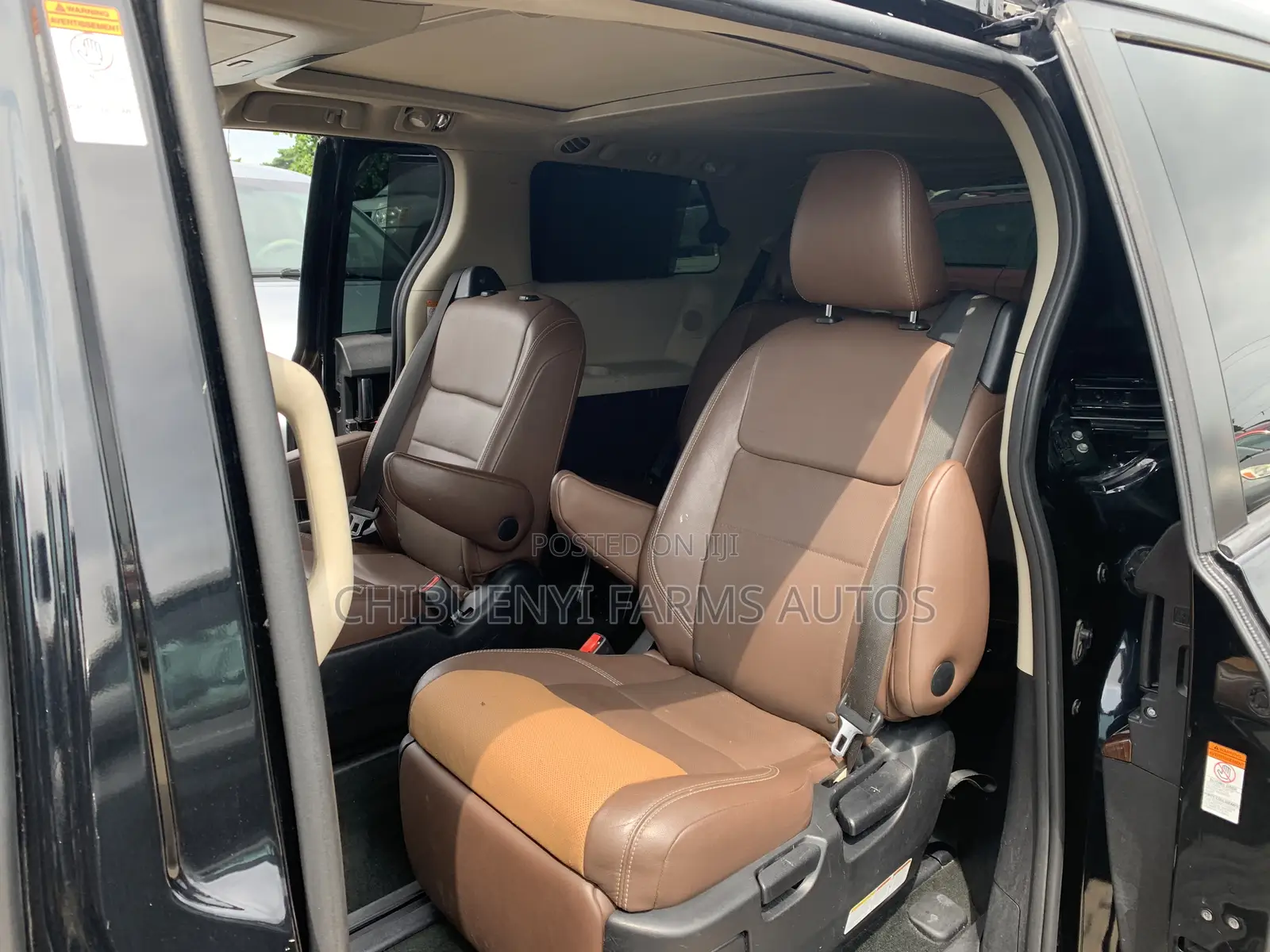 Toyota Sienna 2017 Black