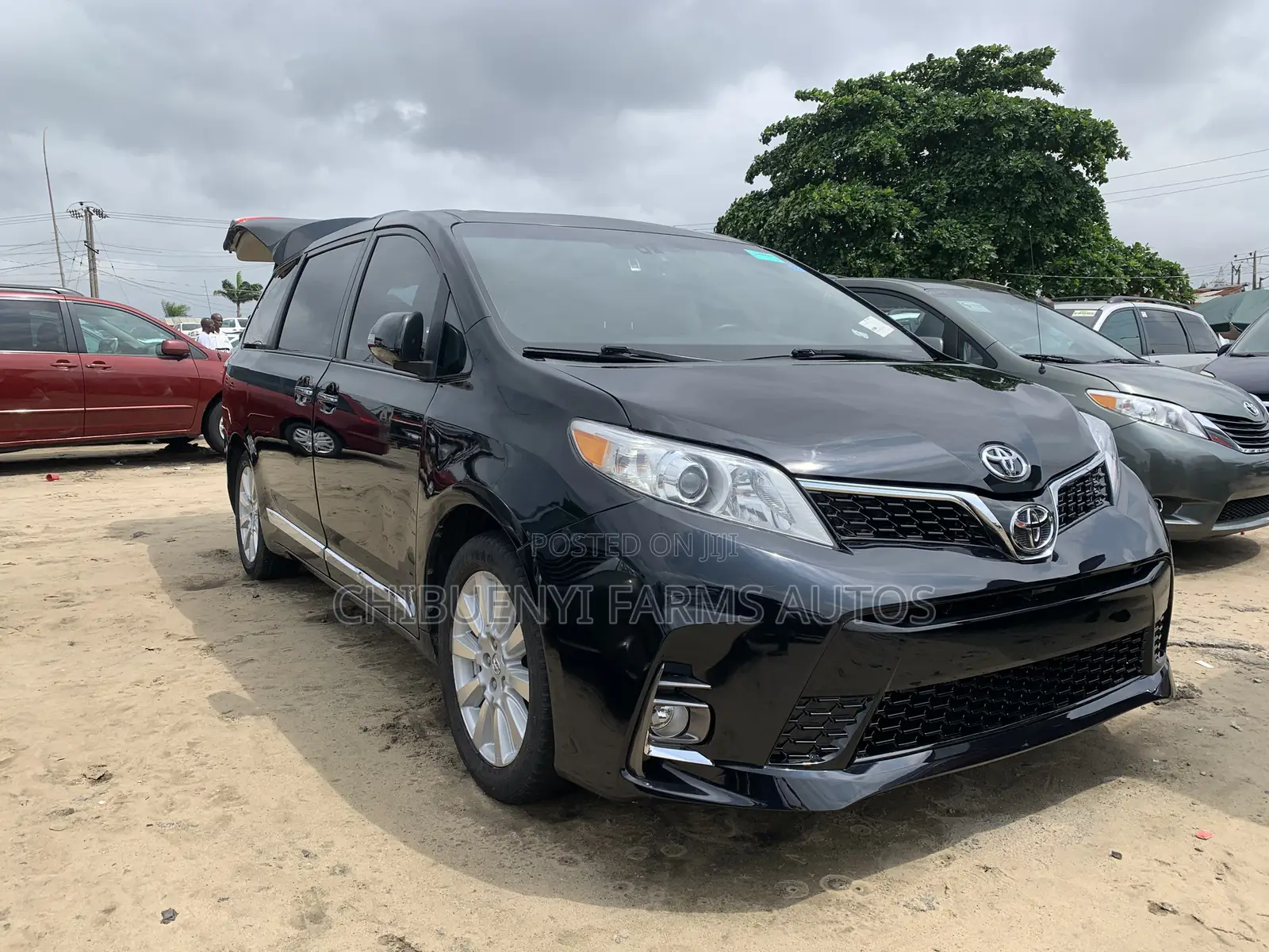 Toyota Sienna 2017 Black