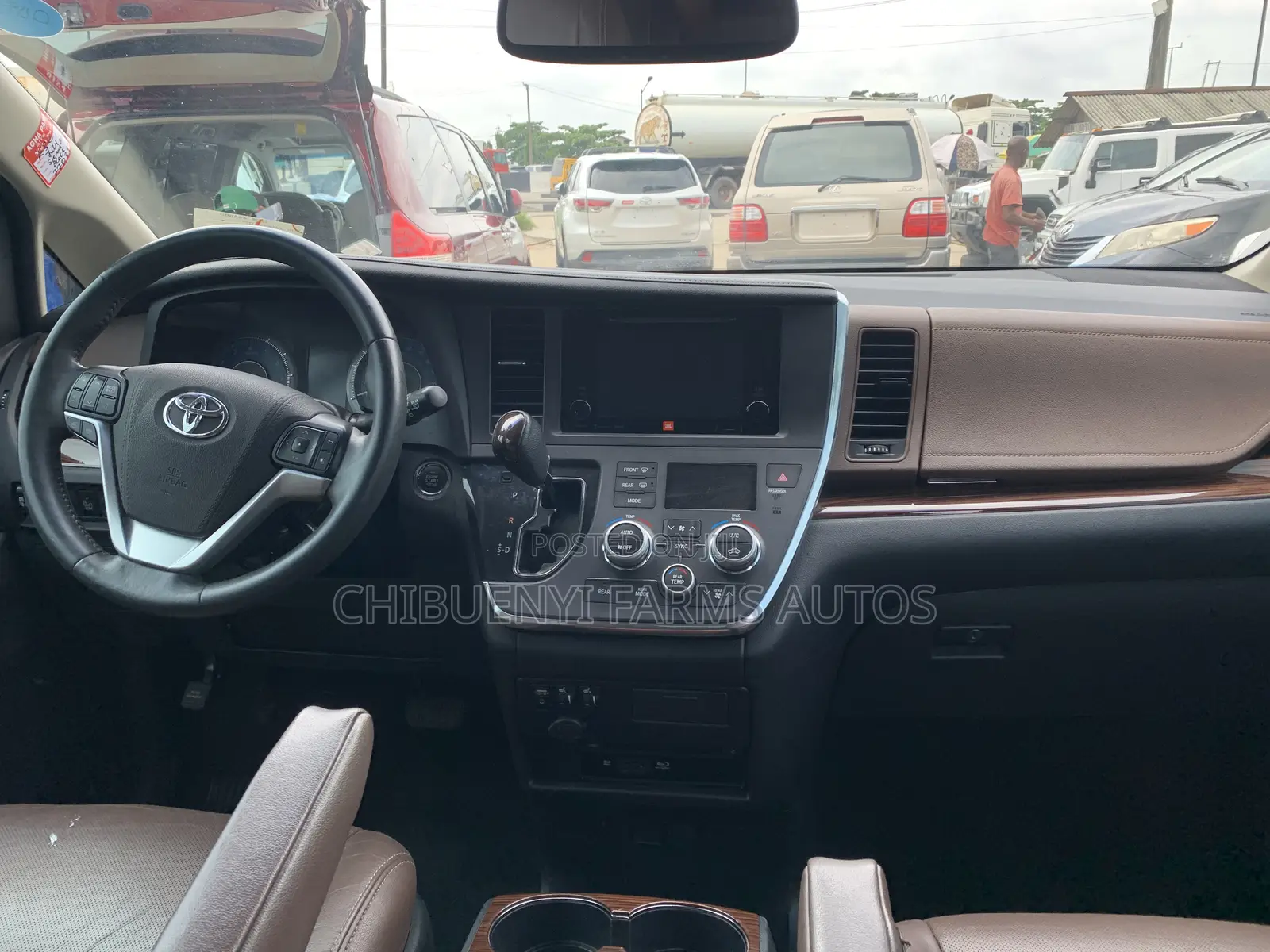 Toyota Sienna 2017 Black
