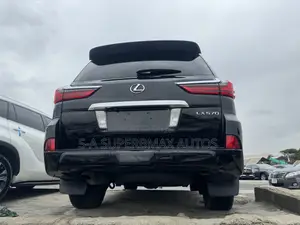 Lexus LX 2016 Black