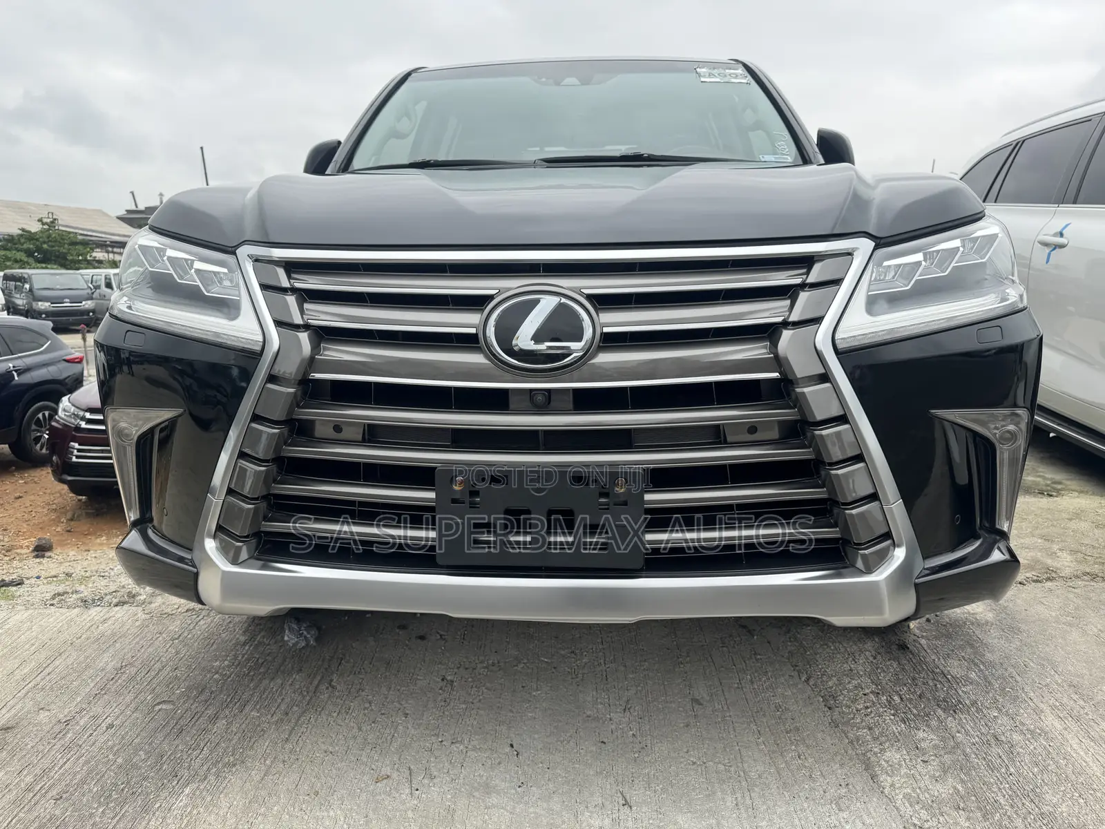 Lexus LX 2016 Black